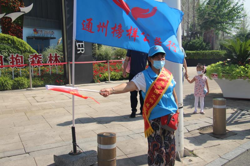 <strong>操屄网站免费</strong>